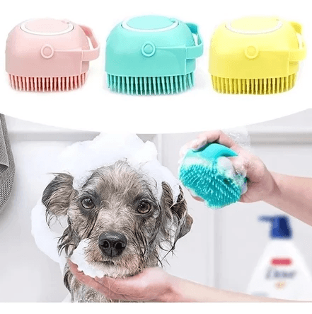 Lava Pelo Pet nas três cores e cachorro tomando banho